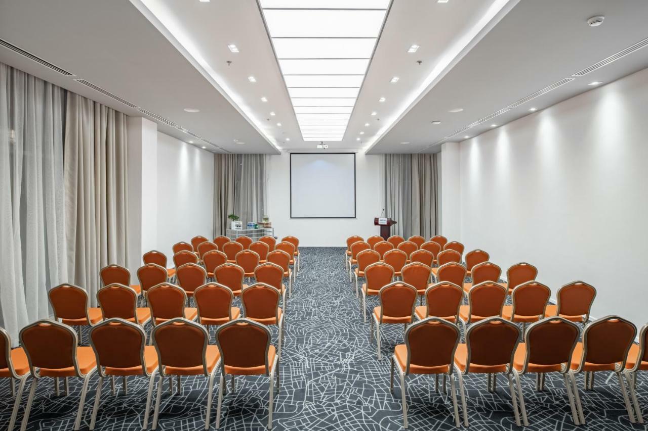 Radisson Hotel & Apartments Dammam Industrial City Extérieur photo