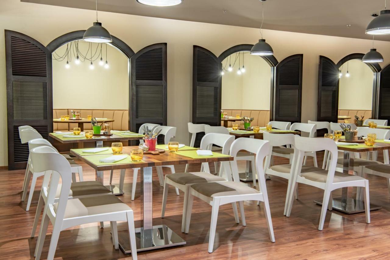 Radisson Hotel & Apartments Dammam Industrial City Extérieur photo